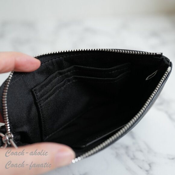 NWT Coach CW869 Halloween Corner Zip Wristlet Black Cat Moon Signature - Picture 6 of 7